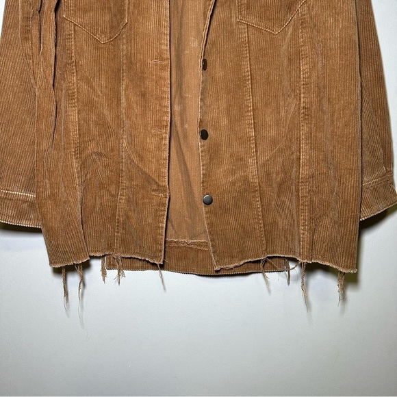 Brown Corduroy Jacket Shacket Distressed Size Medium 100% cotton - Picture 4 of 12